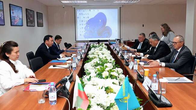 Министерство на транспорта и съобщенията: България и Казахстан договориха двойно увеличение на разрешителните за автомобилни превози на товари