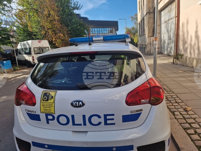 Шофьор на камион е пострадал тежко при превозване на дърва край исперихското село Малък Поровец