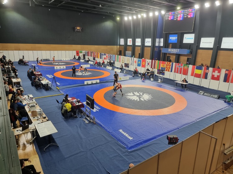 Olimpiets (Targovishte) competitors win four titles at the Cadet Wrestling Championships in Vratsa