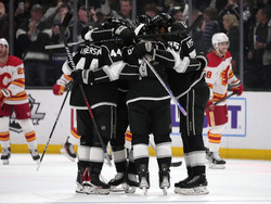 Flames Kings Hockey