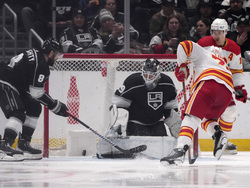 Flames Kings Hockey