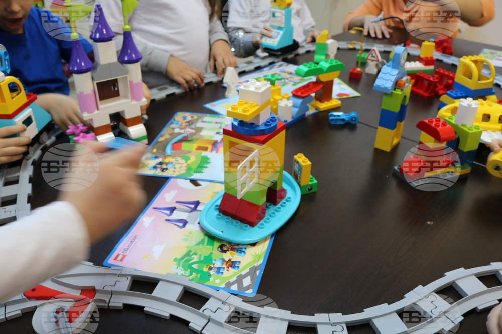 Над 160 училища и детски градини у нас използват комплектите на LEGO Education