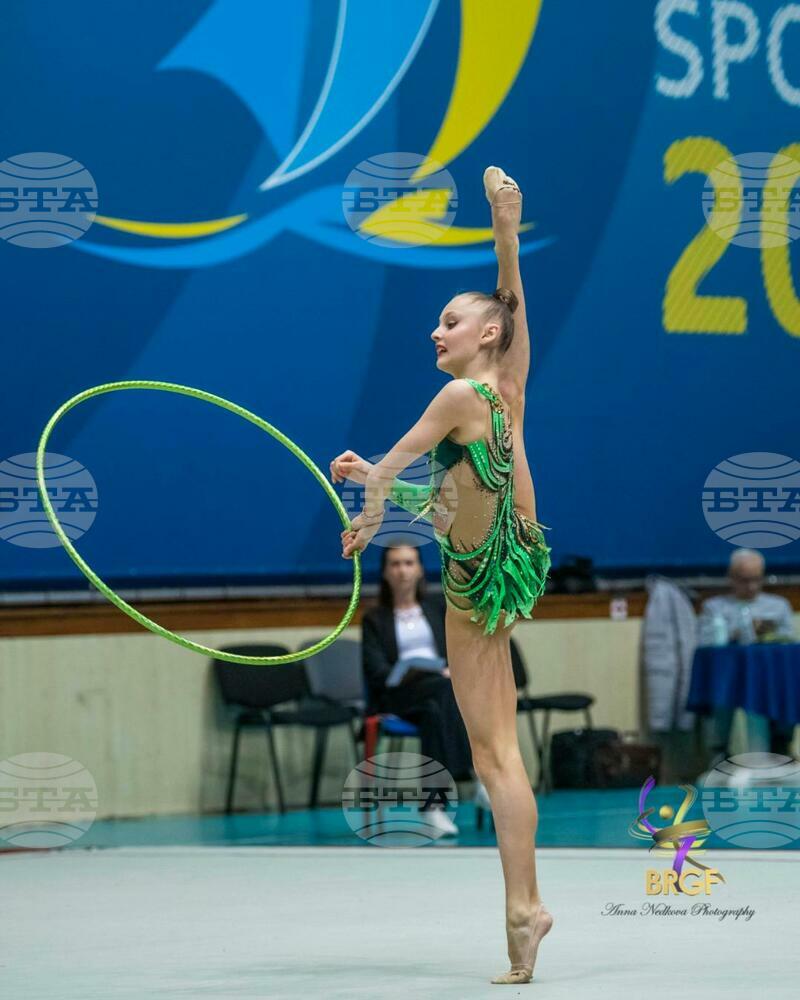 Алина Коломиец от Левски Триадица спечели квалификацията при жените на турнира по художествена гимнастика "Жулиата Шишманова" в Бургас