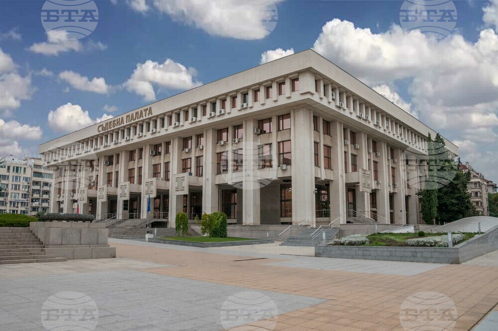 Адвокат отказа защита на подсъдим за две убийства, заради морални съображения