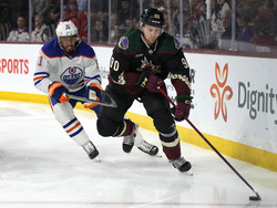 Oilers Coyotes Hockey