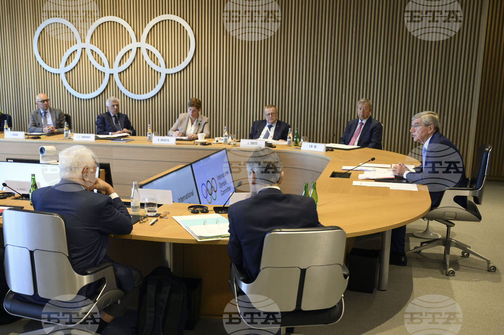 МОК препоръчва връщането на руски и беларуски спортисти под неутрален флаг