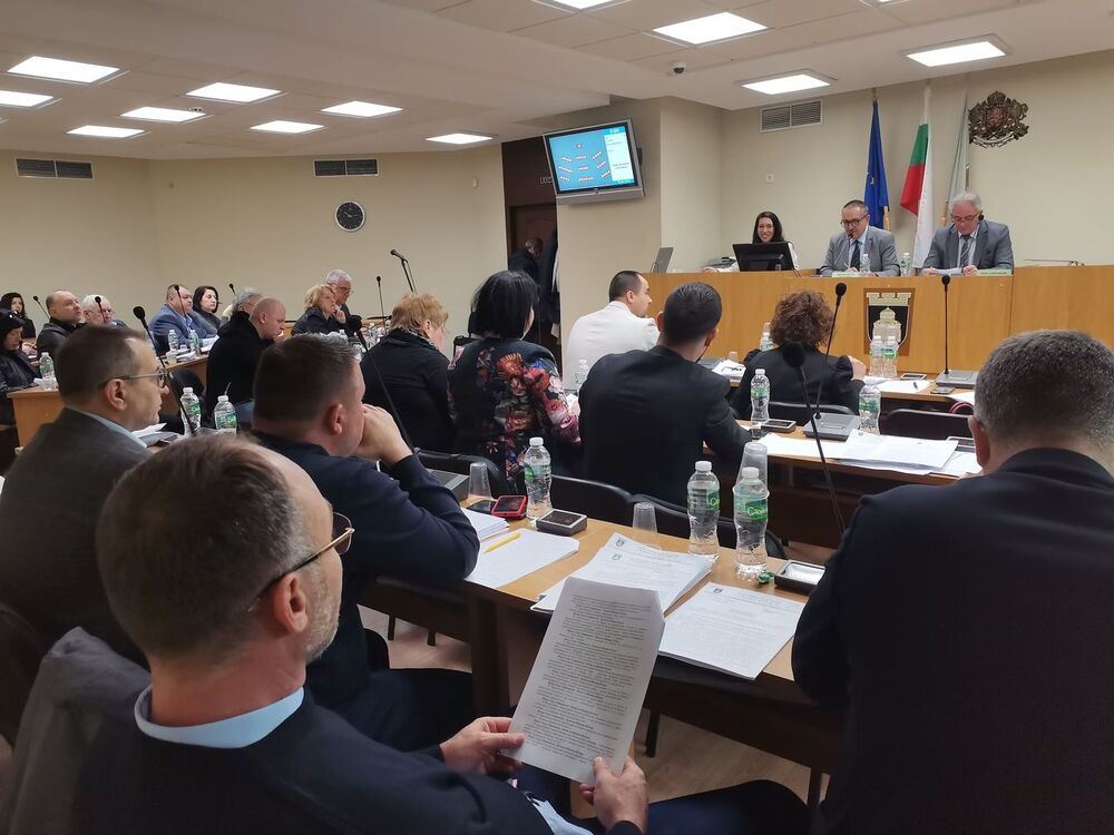 Общински съвет Плевен утвърди средства за подпомагане на спортни клубове в общината