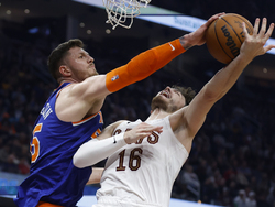 APTOPIX Knicks Cavaliers Basketball