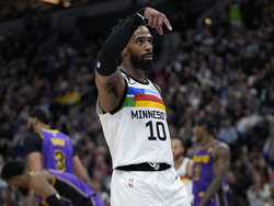 Lakers Timberwolves Basketball