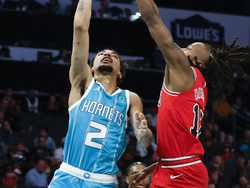 Bulls Hornets Basketball