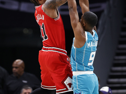 Bulls Hornets Basketball