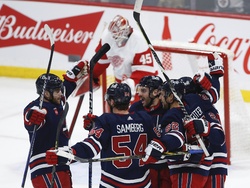 Red Wings Jets Hockey