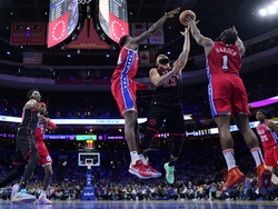 Raptors 76ers Basketball