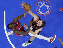 Raptors 76ers Basketball