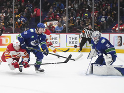 Flames Canucks Hockey