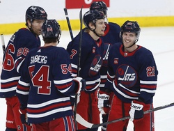 Red Wings Jets Hockey