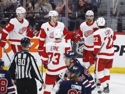 Red Wings Jets Hockey