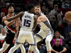 Kings Trail Blazers Basketball