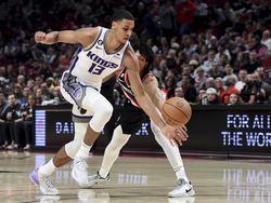 Kings Trail Blazers Basketball
