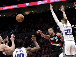 Kings Trail Blazers Basketball