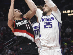 Kings Trail Blazers Basketball
