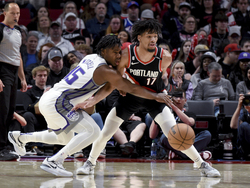 Kings Trail Blazers Basketball