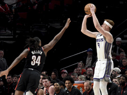 Kings Trail Blazers Basketball