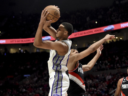 Kings Trail Blazers Basketball