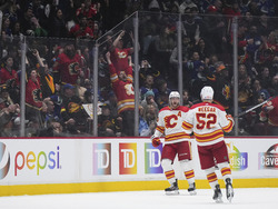 Flames Canucks Hockey