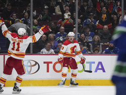 Flames Canucks Hockey