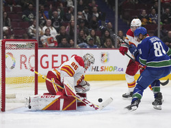 Flames Canucks Hockey