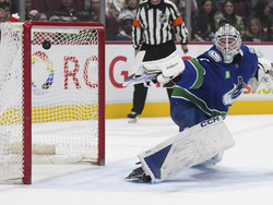 Flames Canucks Hockey