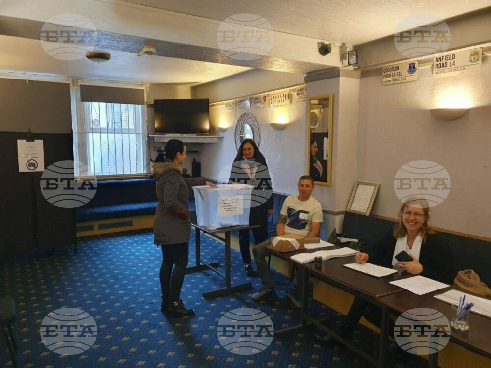 И във Великобритания започна гласуването за български парламент