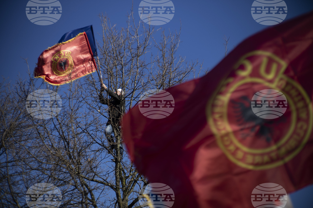 Хиляди участваха в демонстрация в центъра на Прищина срещу Специалния съд за Косово в Хага