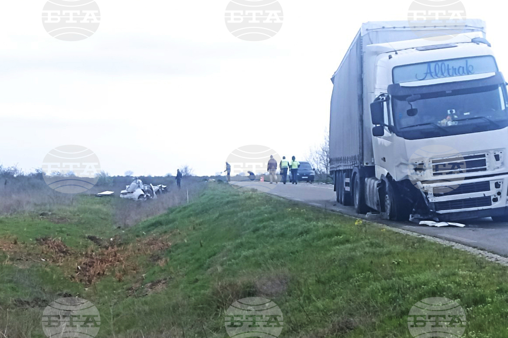 БТА Двама души загинаха при катастрофа между тир и лек автомобил на пътя Ямбол ГКПП „Лесово“ 7327