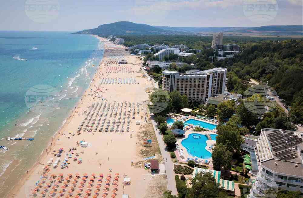 Albena Beach Receives International Blue Flag Award