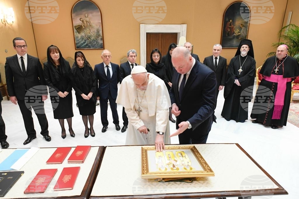 Pope Francis Receives Bulgarian Parliamentary Delegation