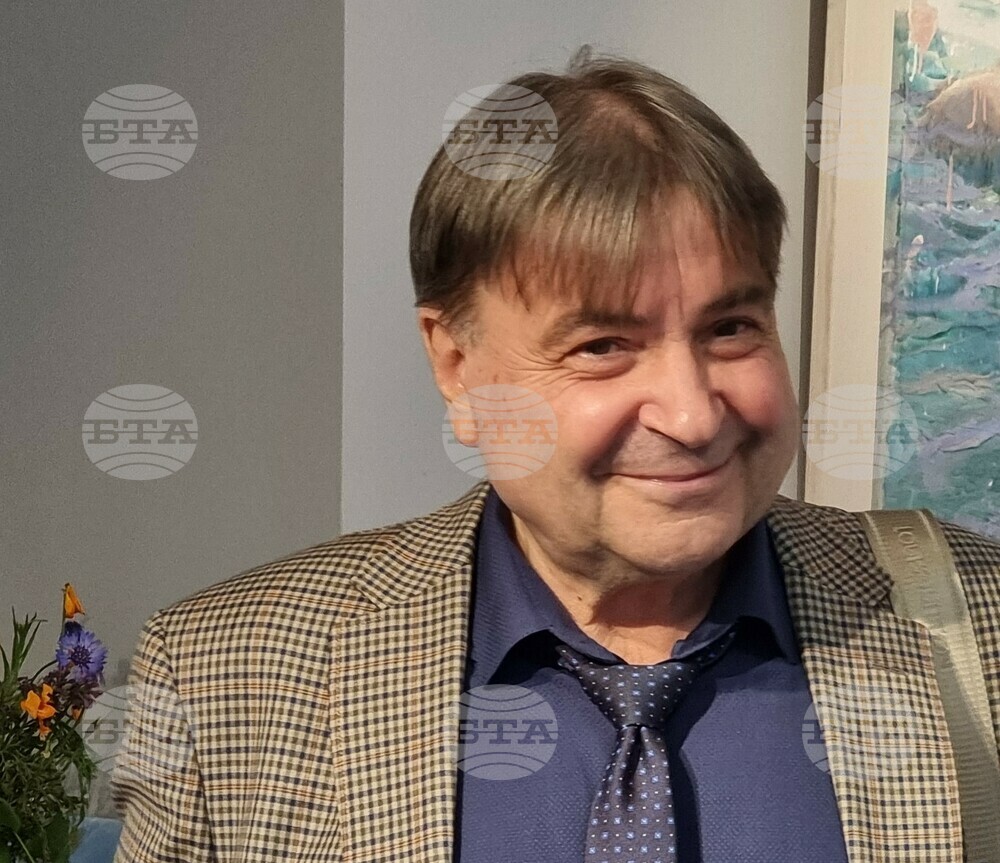 Поезията днес е мислене, тя трябва да измъкне света към духовното, смята лекарят-поет Димитър Калев