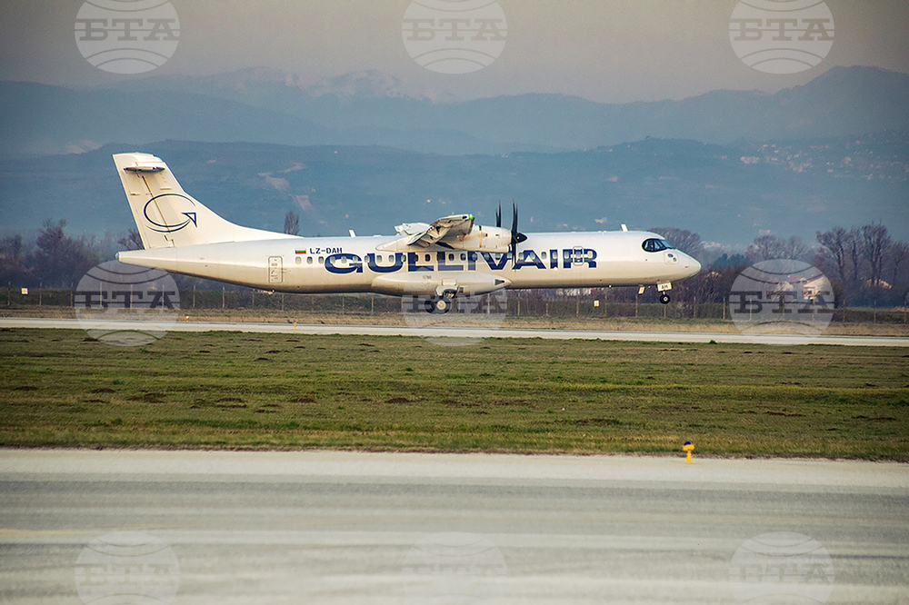 Авиокомпания GullivAir не планира спиране на редовната линия София - Скопие