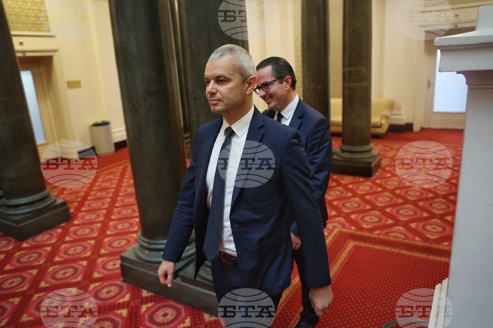 Vazrazhdane Leader Calls Second Mandate Draft Cabinet "Political", not "Expert"
