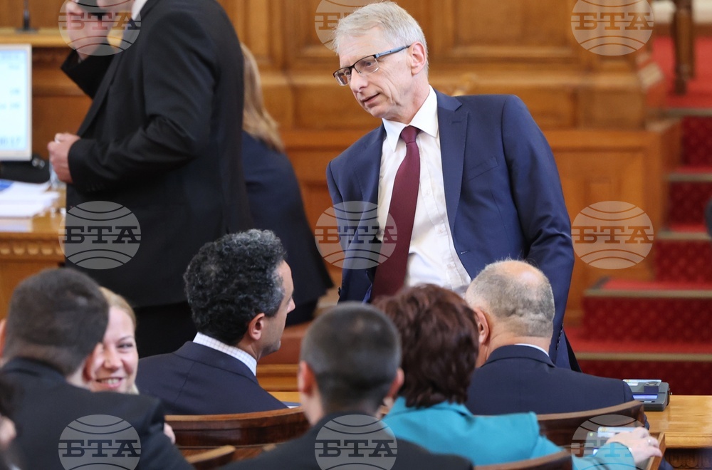"There Will Be No GERB Ministers as GERB Ministers in Cabinet," Denkov Says