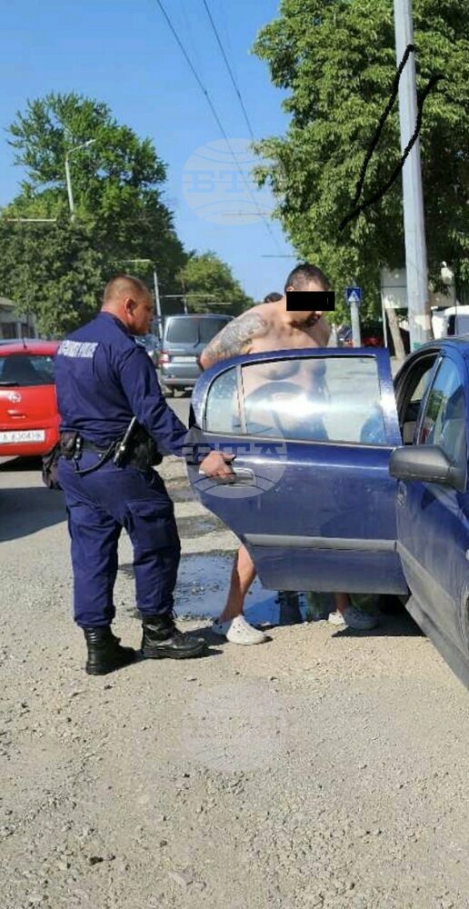 Полицията задържа криминално проявен мъж след гонка в Бургас