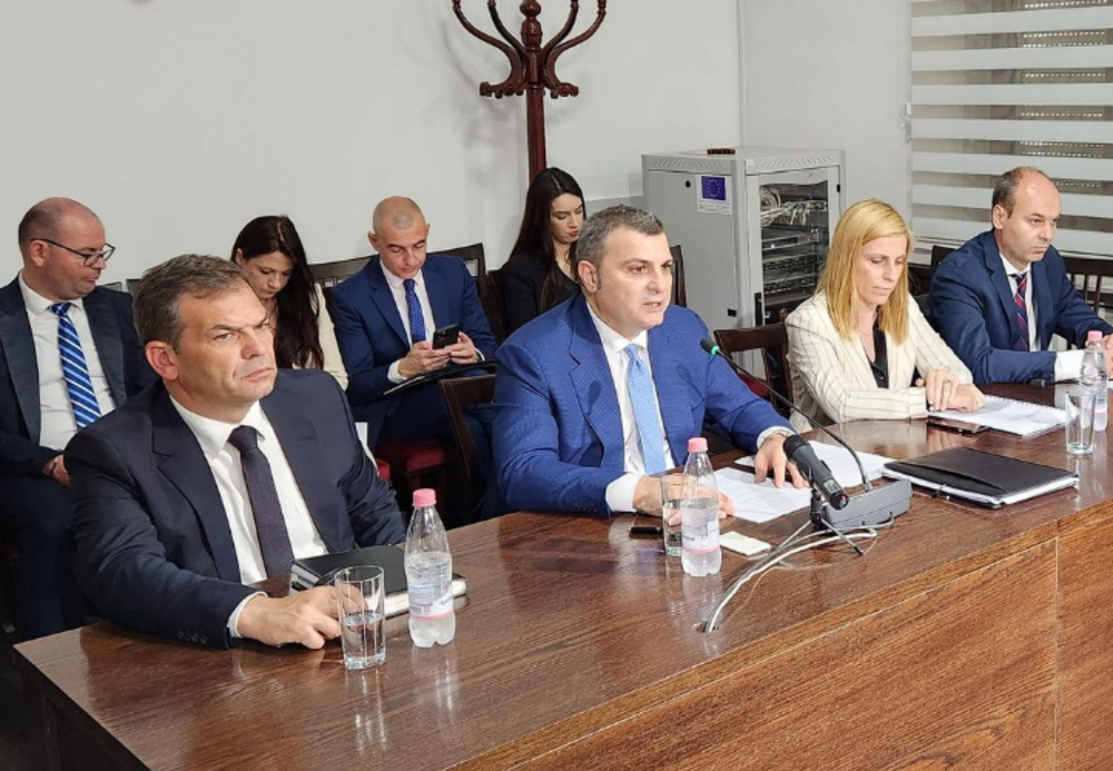 АТА: Инфлацията в Албания ще се върне към заложената цел през 2024 г., прогнозира управителят на Банката на Албания