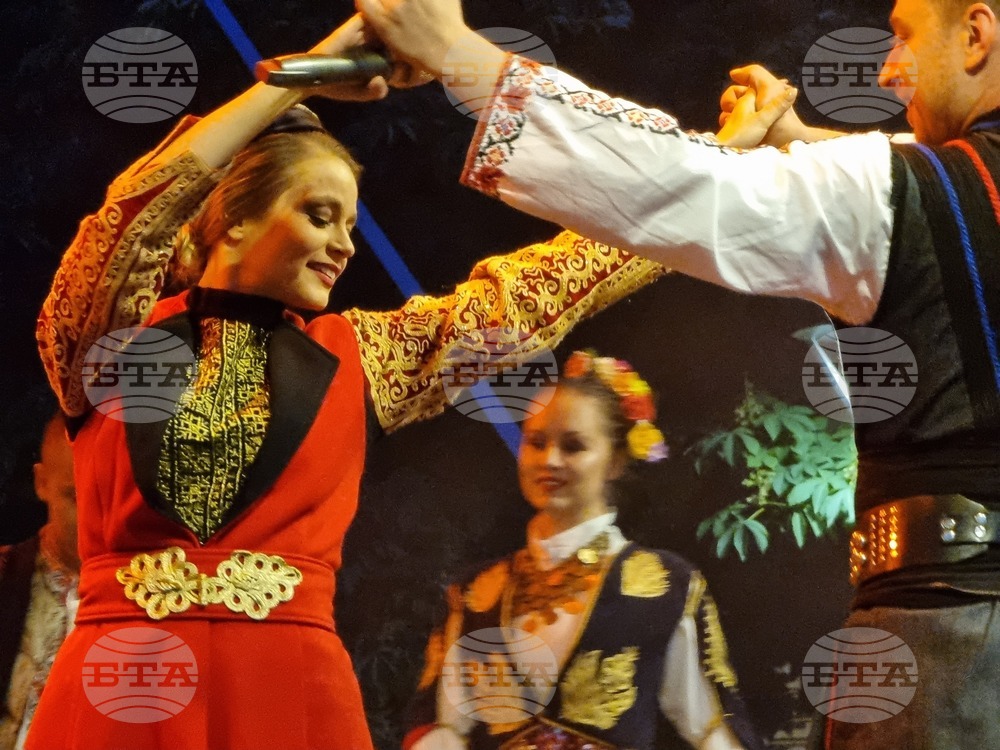 Ямбол - празник на града - концерт - Николина Чакърдъкова - Мария Чакърдъкова