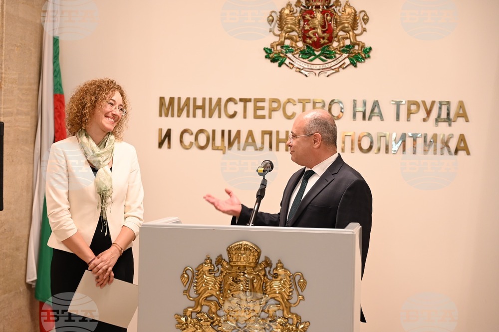 Министър Шалапатова: Повишаването на качеството на живот на децата, младежите и възрастните ще е основна цел в работата ми