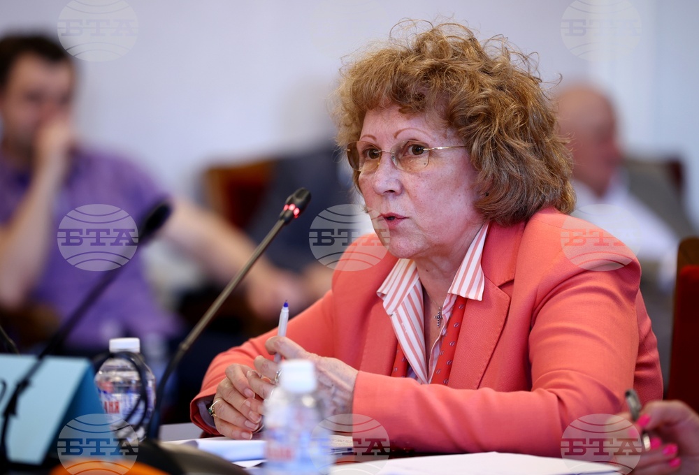 За първите две тримесечия НЗОК се е разплатила с договорните партньори и се движи в рамките на определения ѝ бюджет, каза и.д. управител Йорданка Пенкова