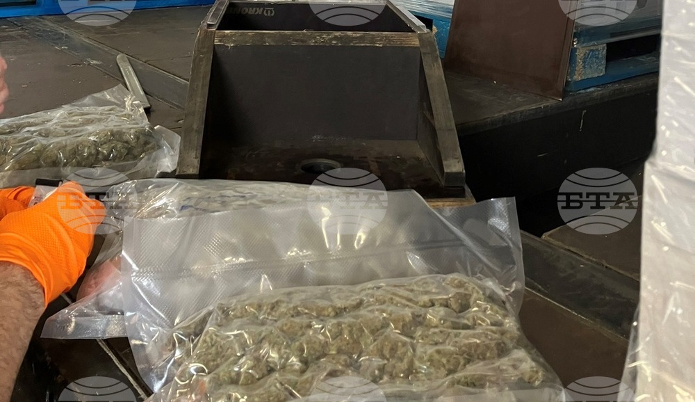 Окръжна прокуратура – Благоевград обвини водач на камион за контрабанда на 46 килограма марихуана през ГКПП Кулата