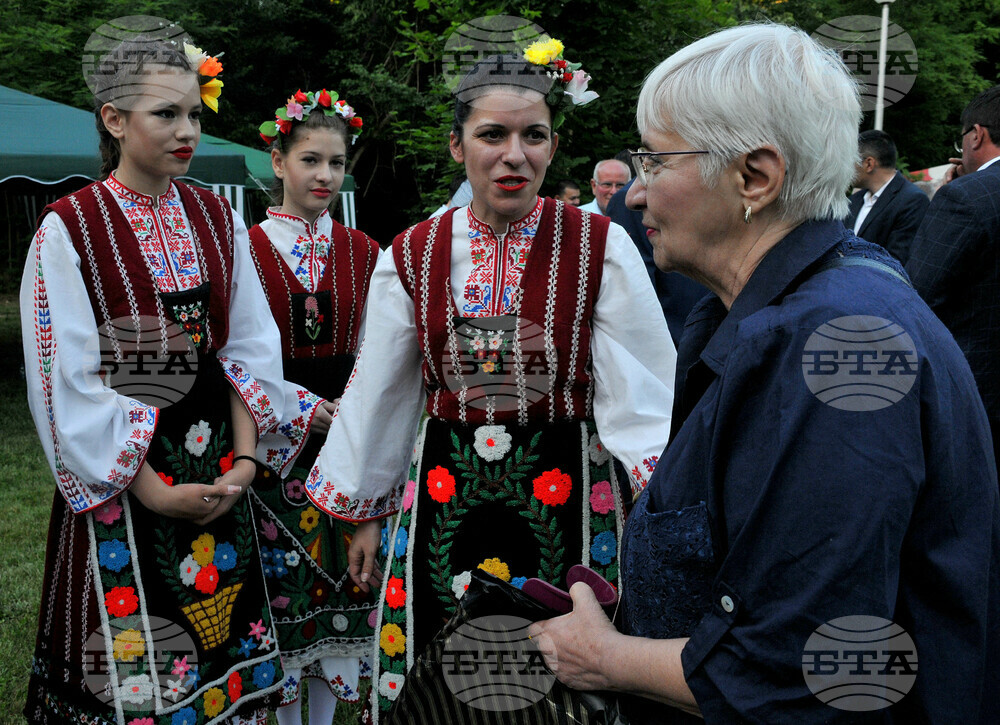 Айтос - фолклорни празници - откриване