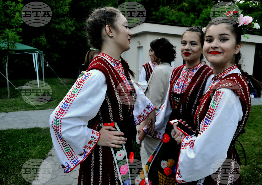 Айтос - фолклорни празници - откриване