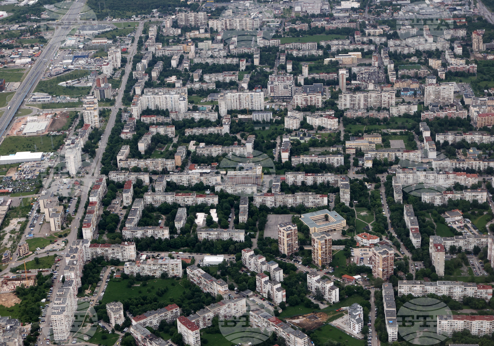 Expert: Corrosion Threatens Bulgaria's Building Stock as Poor Conditions Persist, Refurbishments Merely Hide the Flaws